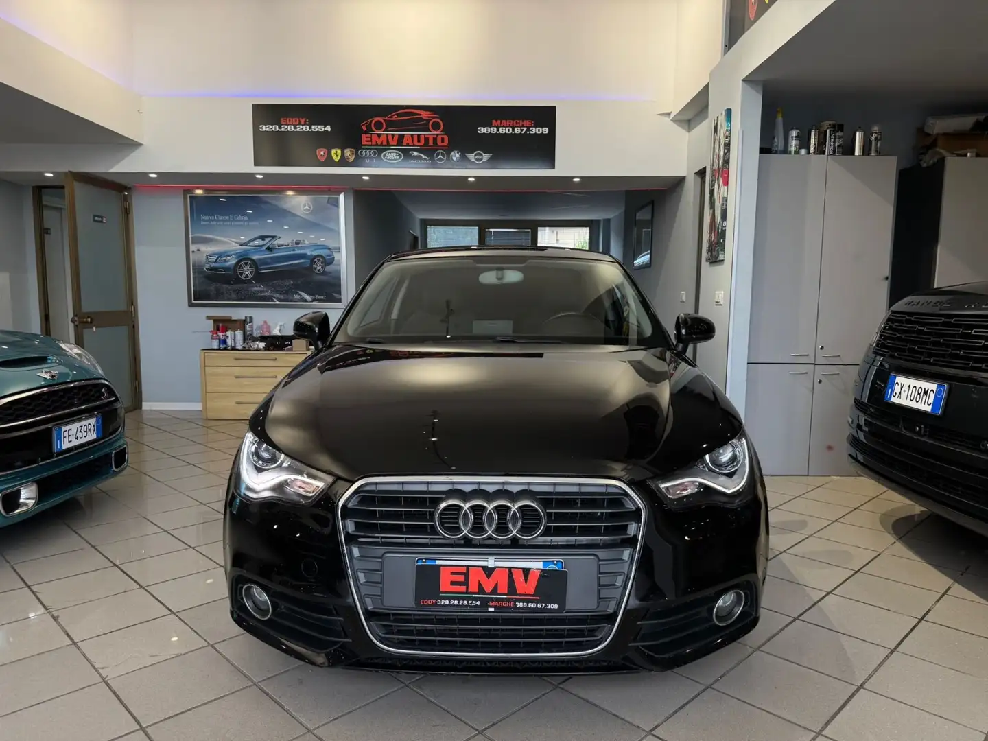 Audi A1 1.6 TDI Ambition Black - 2