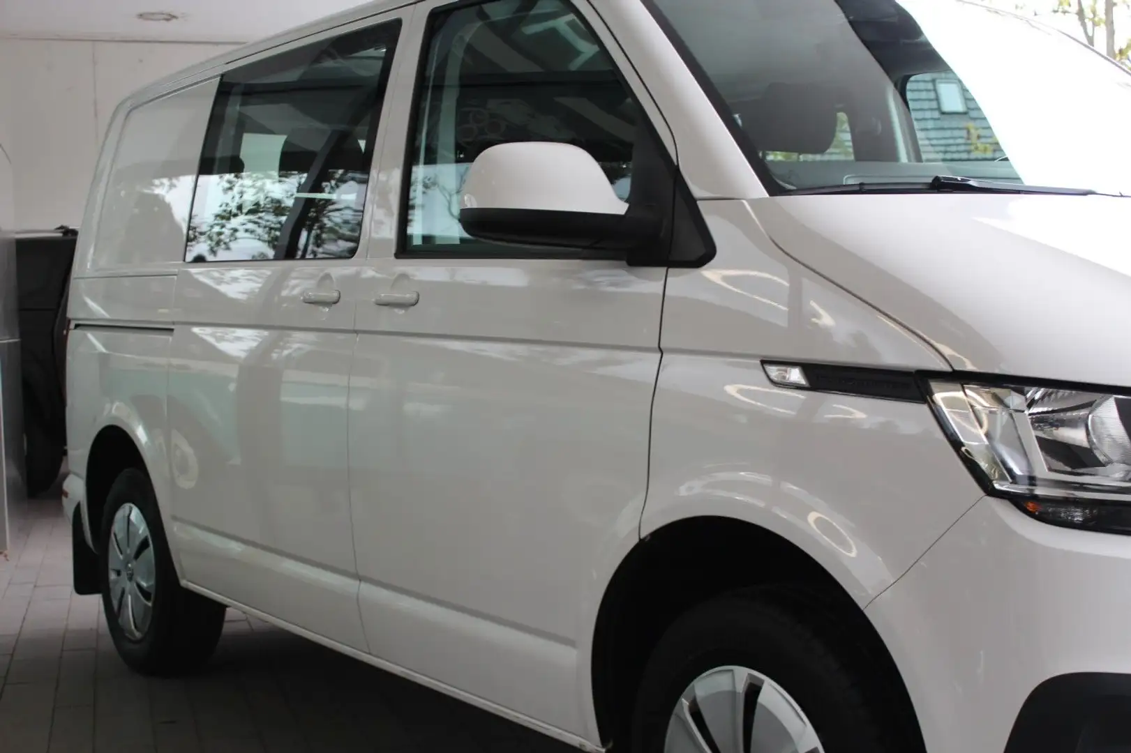Volkswagen T6 Kombi T6.1 Transporter Kombi Mixto 6-Sitze 150PS Blanc - 2