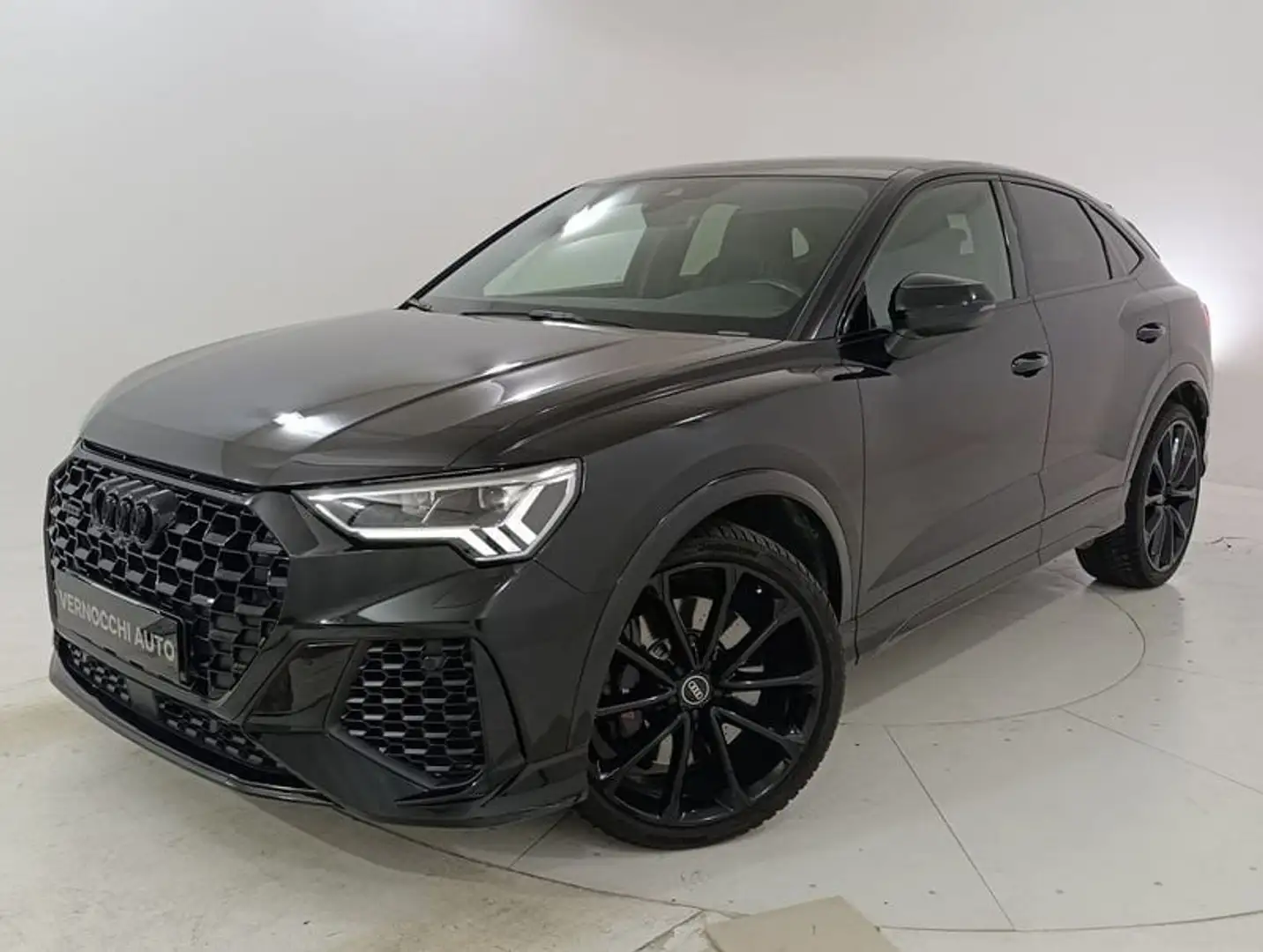 Audi Q3 Sportback RS 2.5 quattro s-tronic Zwart - 1