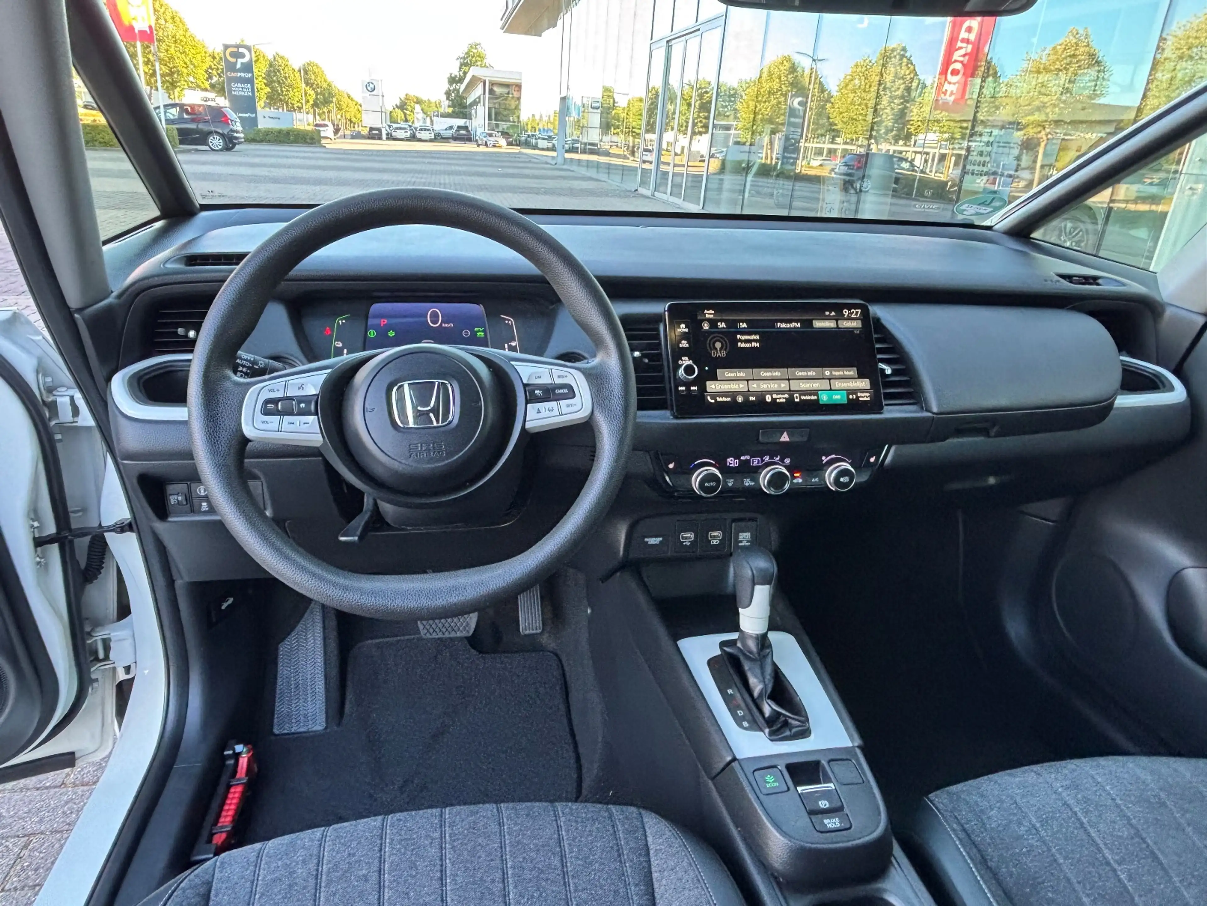 Honda Jazz 1.5 e:HEV Hybrid Elegance | PDC | Apple+Android — photo 9