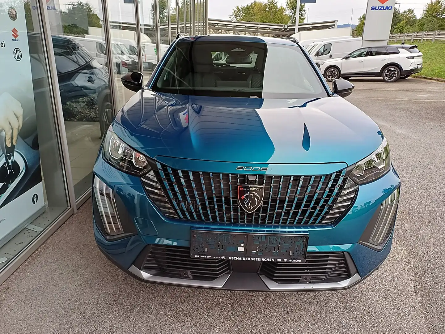 Peugeot 2008 Hybrid 110 e-DCS6 Allure Blau - 2