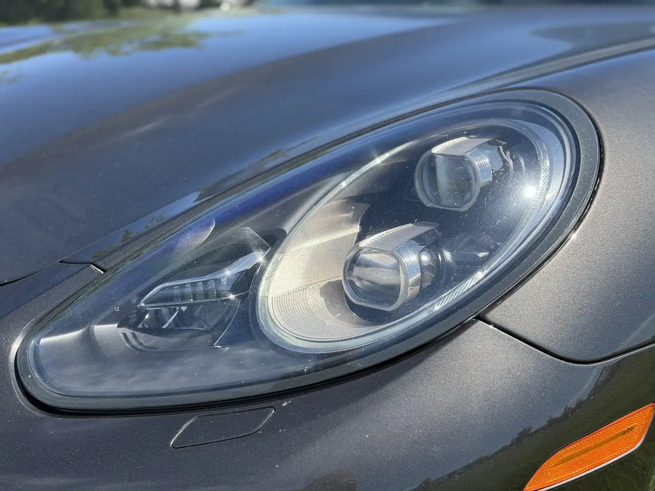 Porsche Panamera photo Porsche Panamera