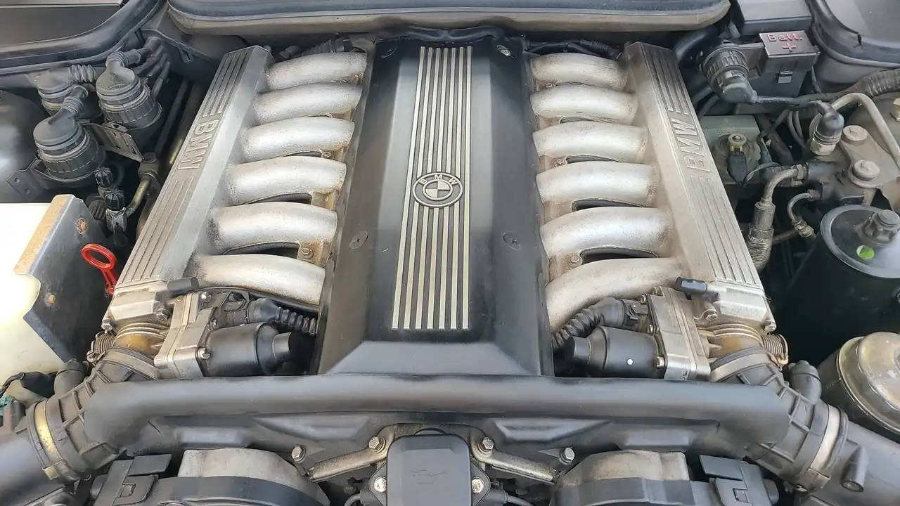 BMW 850 Ci A, foto 10