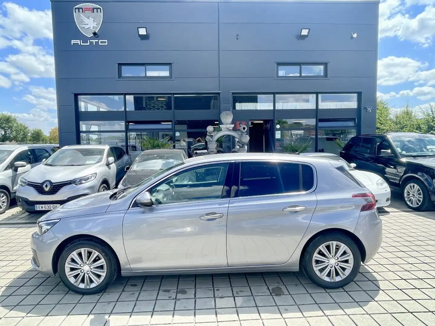 Peugeot 308 II 1.5 BlueHDi 130 1499cm3 131cv Gris - 1