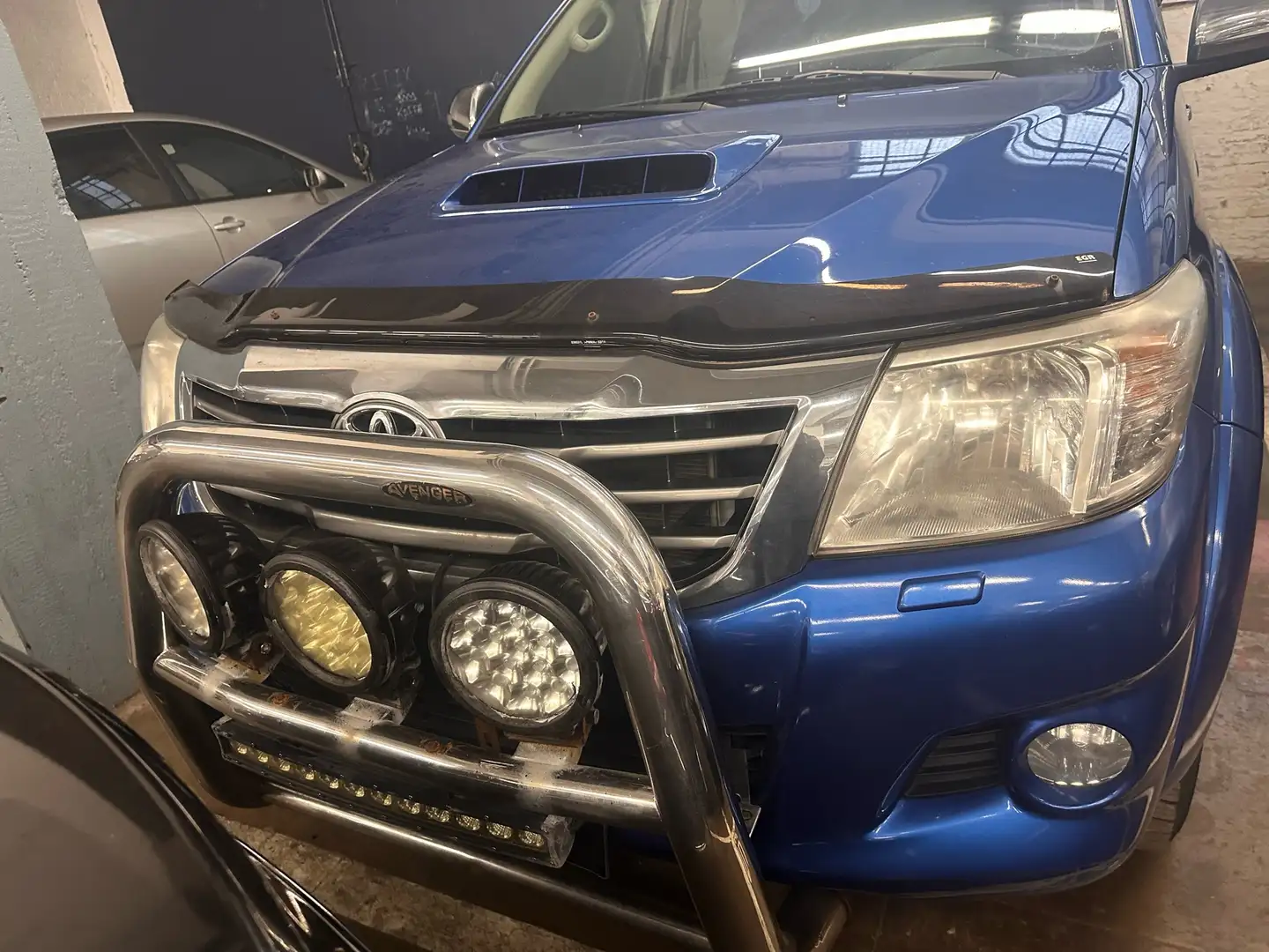 Toyota Hilux 3.0 D-4D 4WD SRX Atacama Mavi - 2