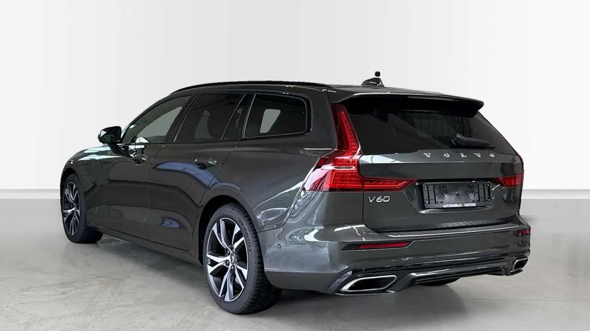 Volvo V60 R-Design T6 AWD Hybride | 360° Camera | Trekhaak | Gris - 2