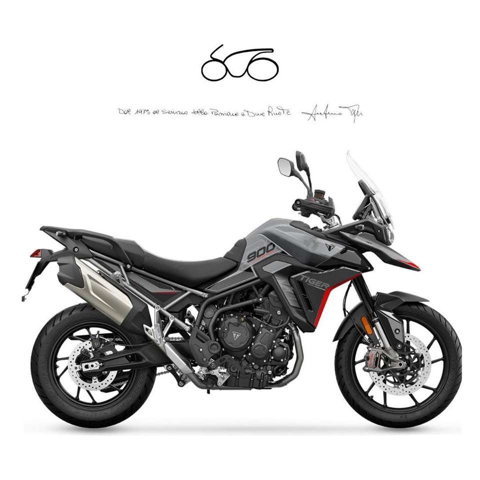 Triumph Tiger 900 GT