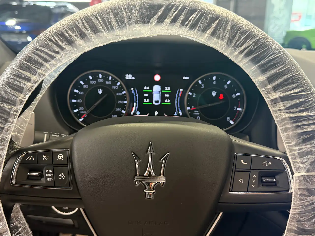 Maserati Ghibli 2021 — фото 13