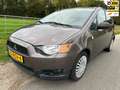 Mitsubishi Colt 1.1 Edition One dealer onderh. met trekhaak 1ste e Marrón - thumbnail 1