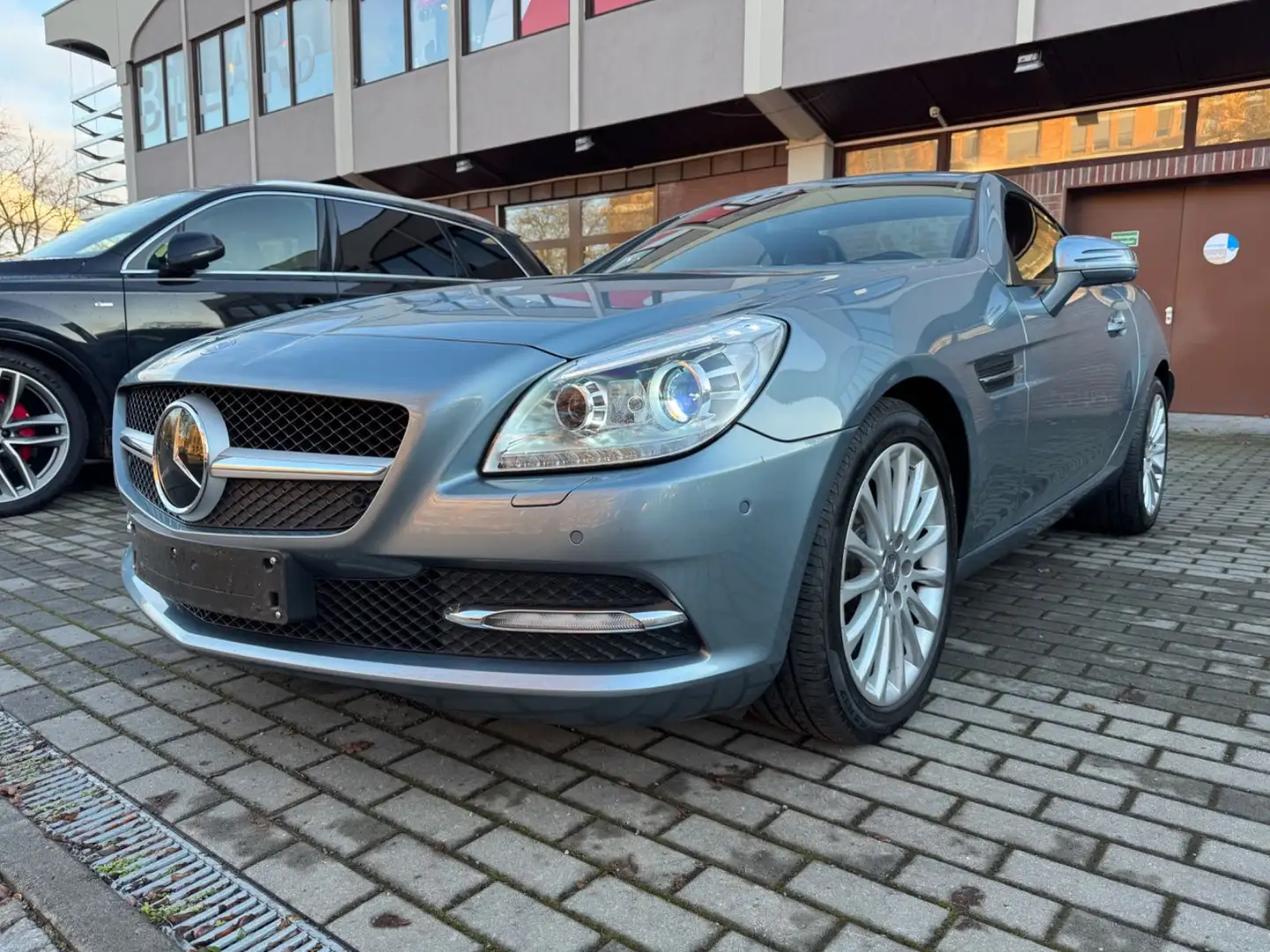 Mercedes-Benz SLK 350 BlueEFF. Edition 1 Autom. Gris - 1