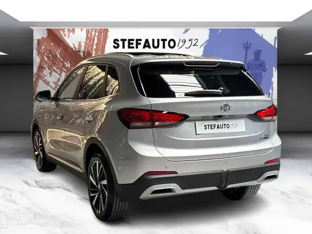 MG ZS view 5