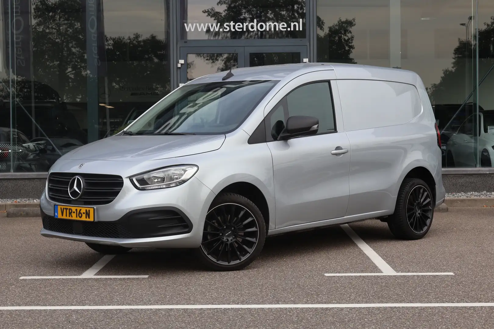 Mercedes-Benz Citan 113 L1 Pro l Automaat l MBUX l Camera l Airco l Bu Grijs - 1