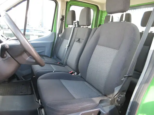 Ford Transit view 13
