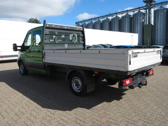 Ford Transit view 5