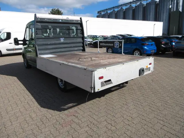 Ford Transit view 8