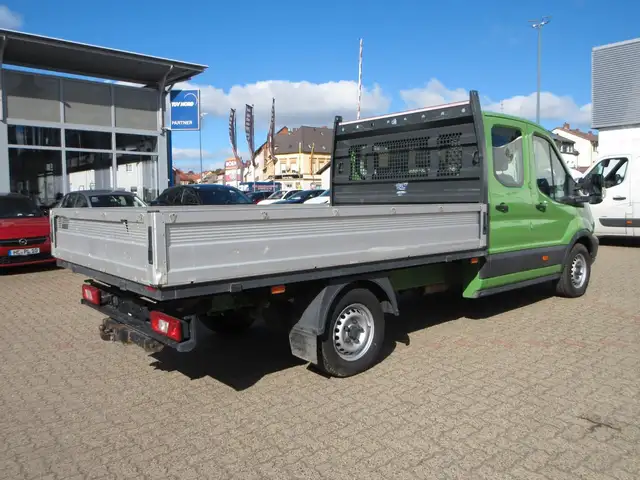 Ford Transit view 4