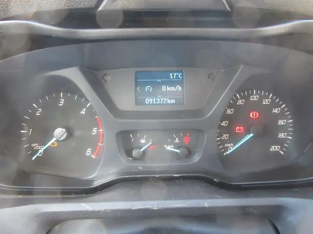 Ford Transit view 11