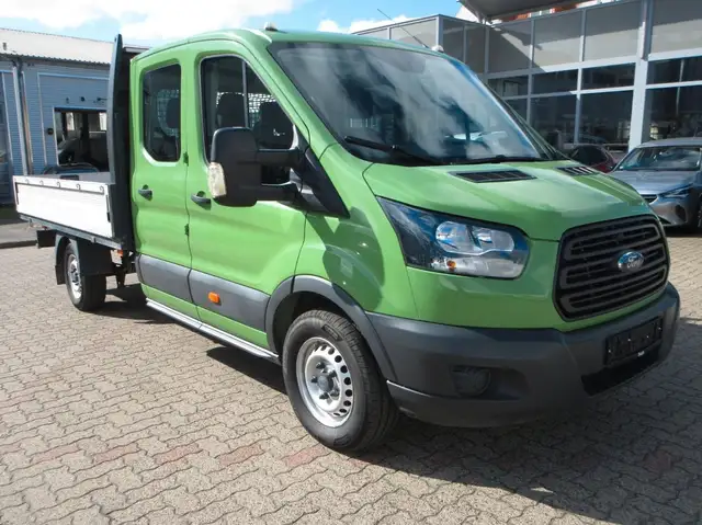 Ford Transit view 3
