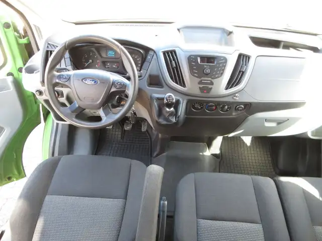 Ford Transit view 9