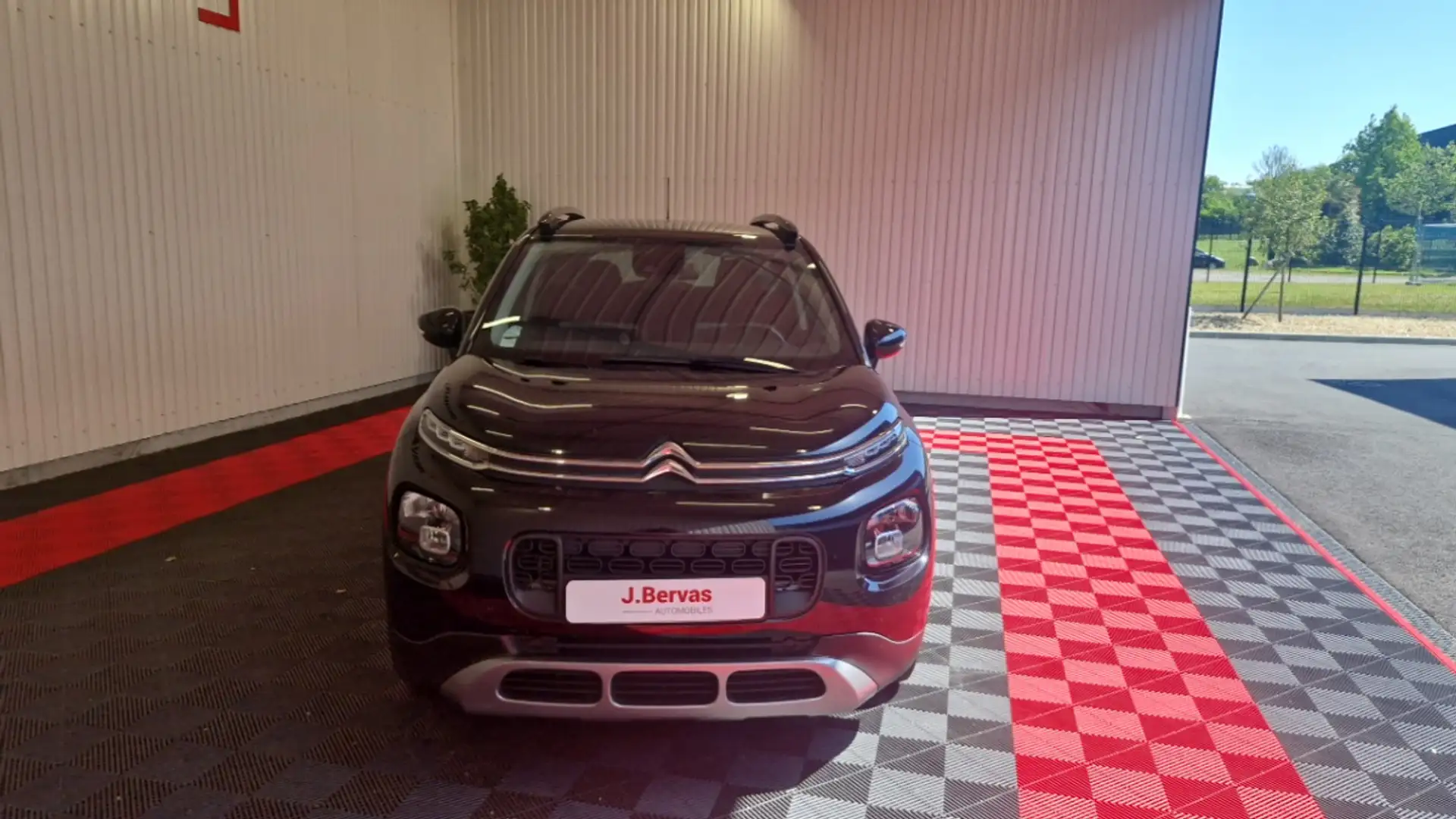 Citroen C3 Aircross bluehdi 100 ss shine business Noir - 2