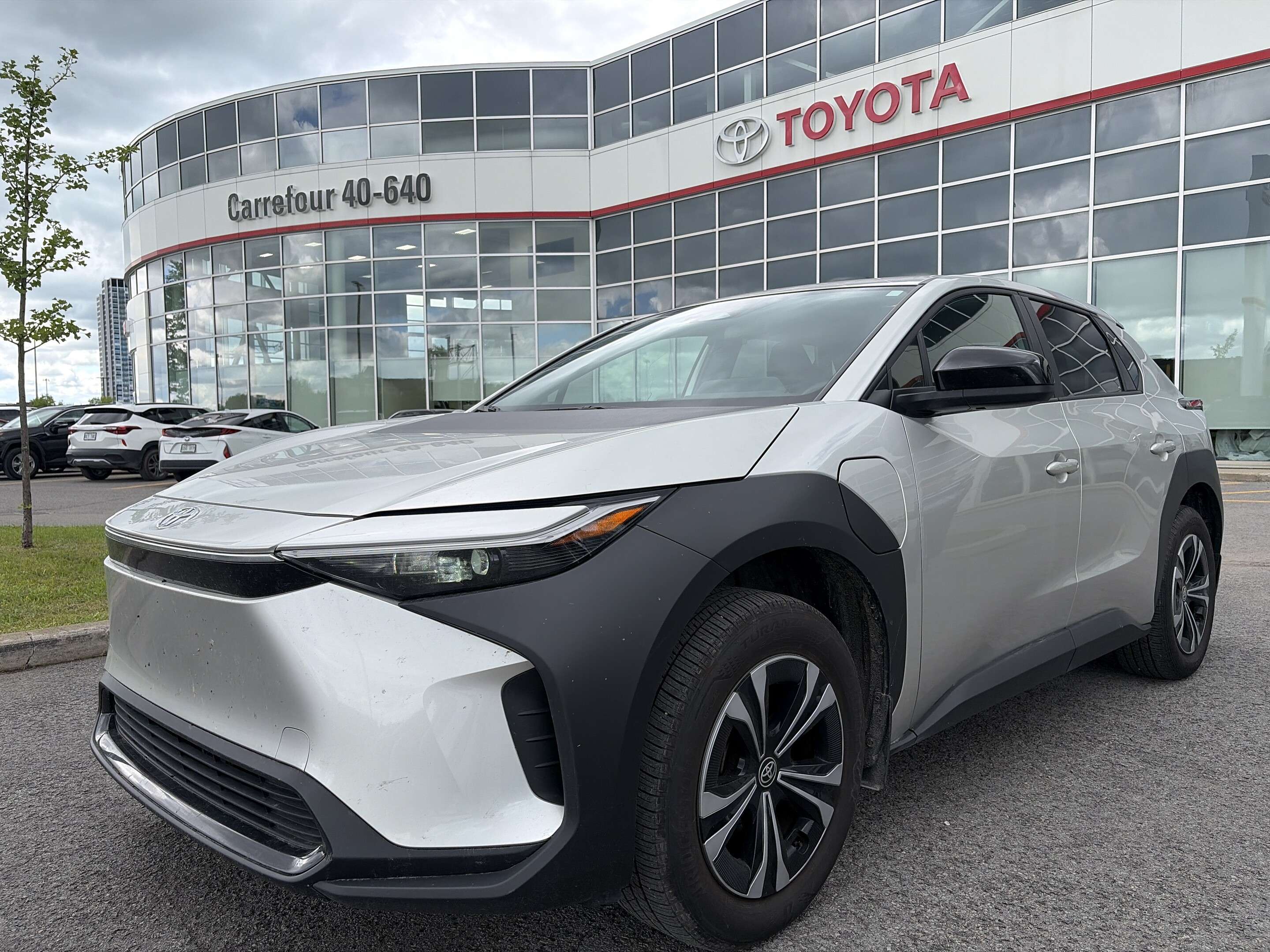 2025 Toyota bZ4X XLE