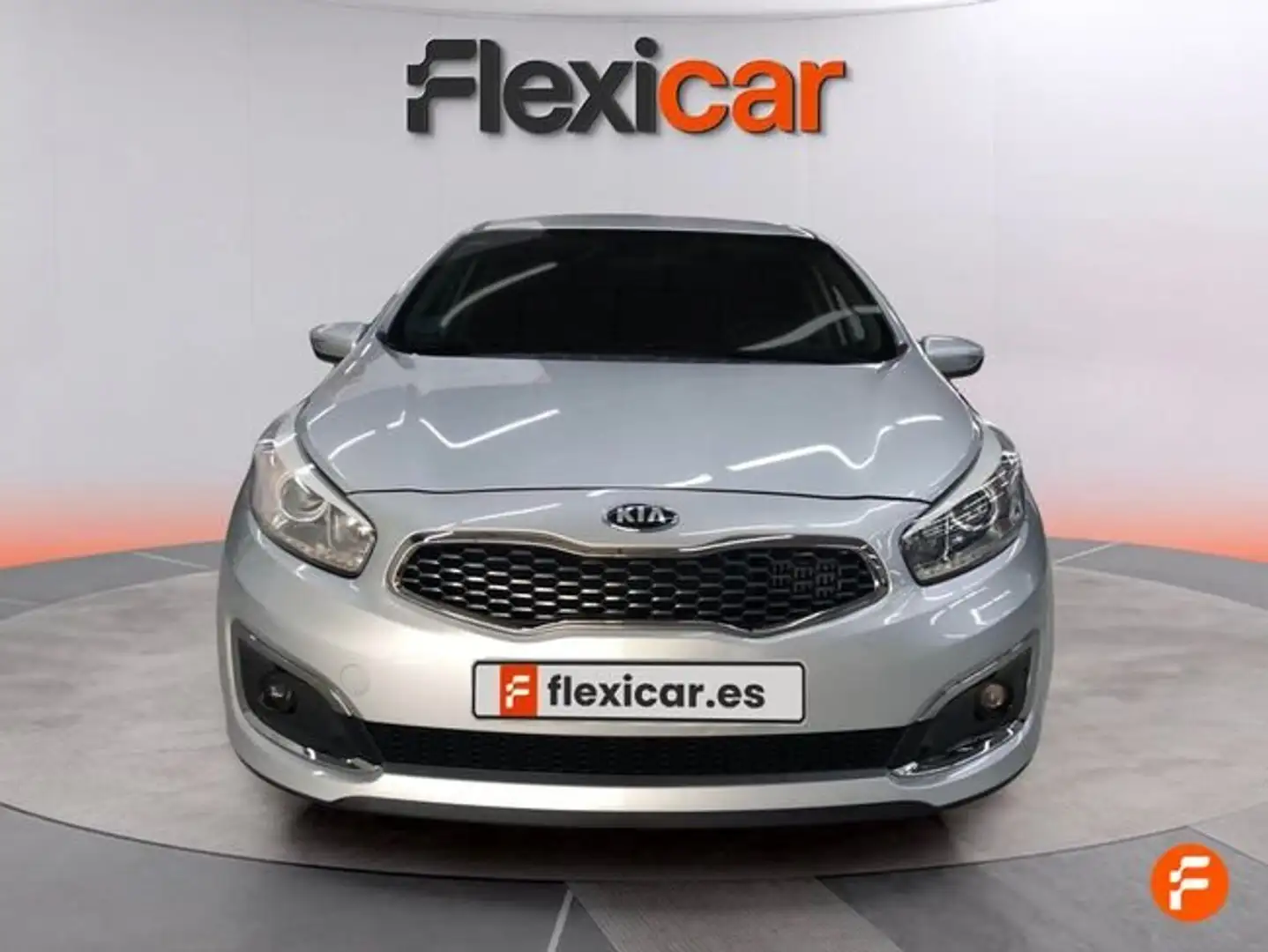 Kia Ceed / cee'd 1.0 T-GDI Eco-Dynamics Tech 100 Gris - 2