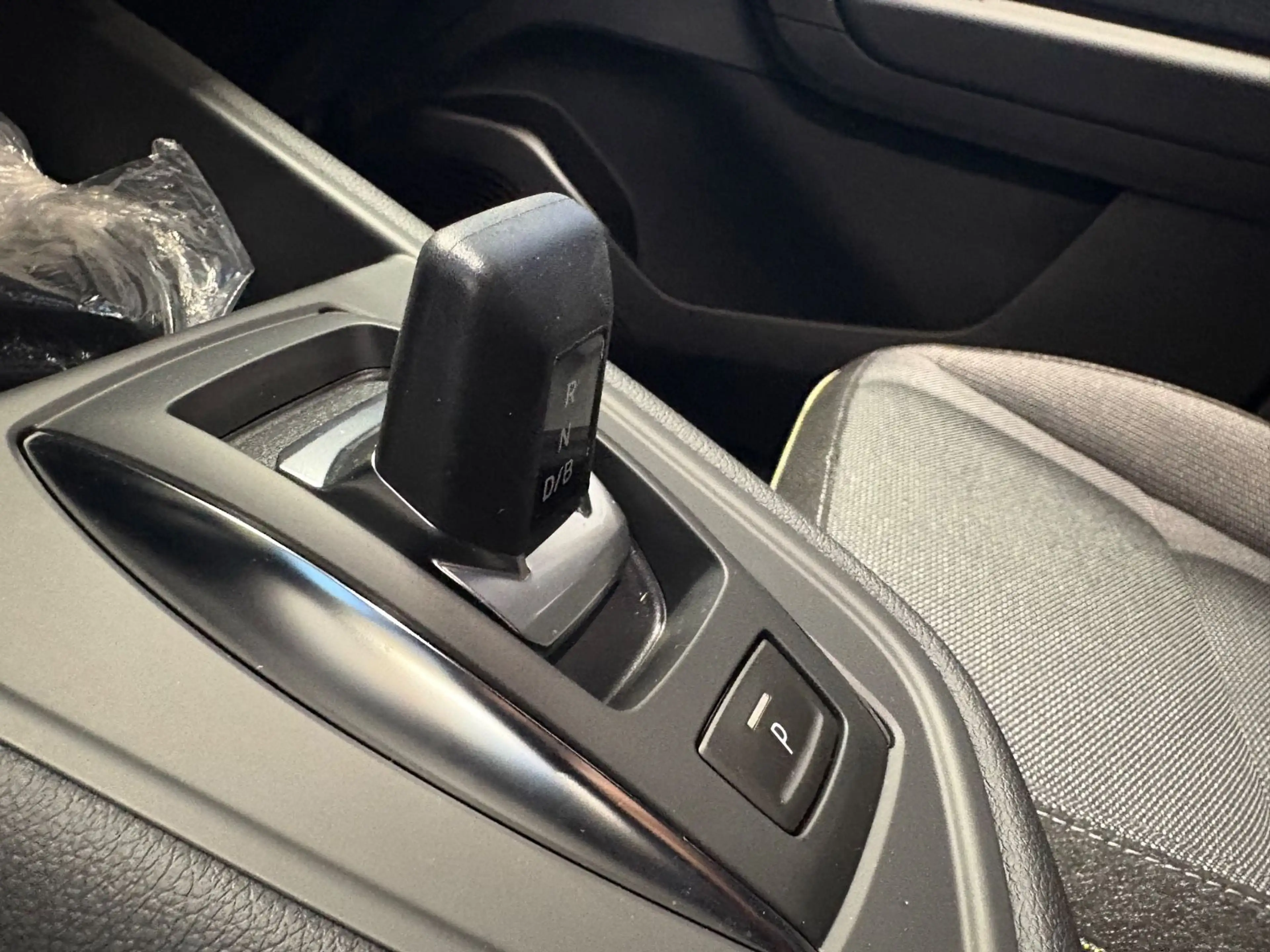 Mitsubishi Grandis 1.8 Hybrid Benziner Intro Edition — photo 15