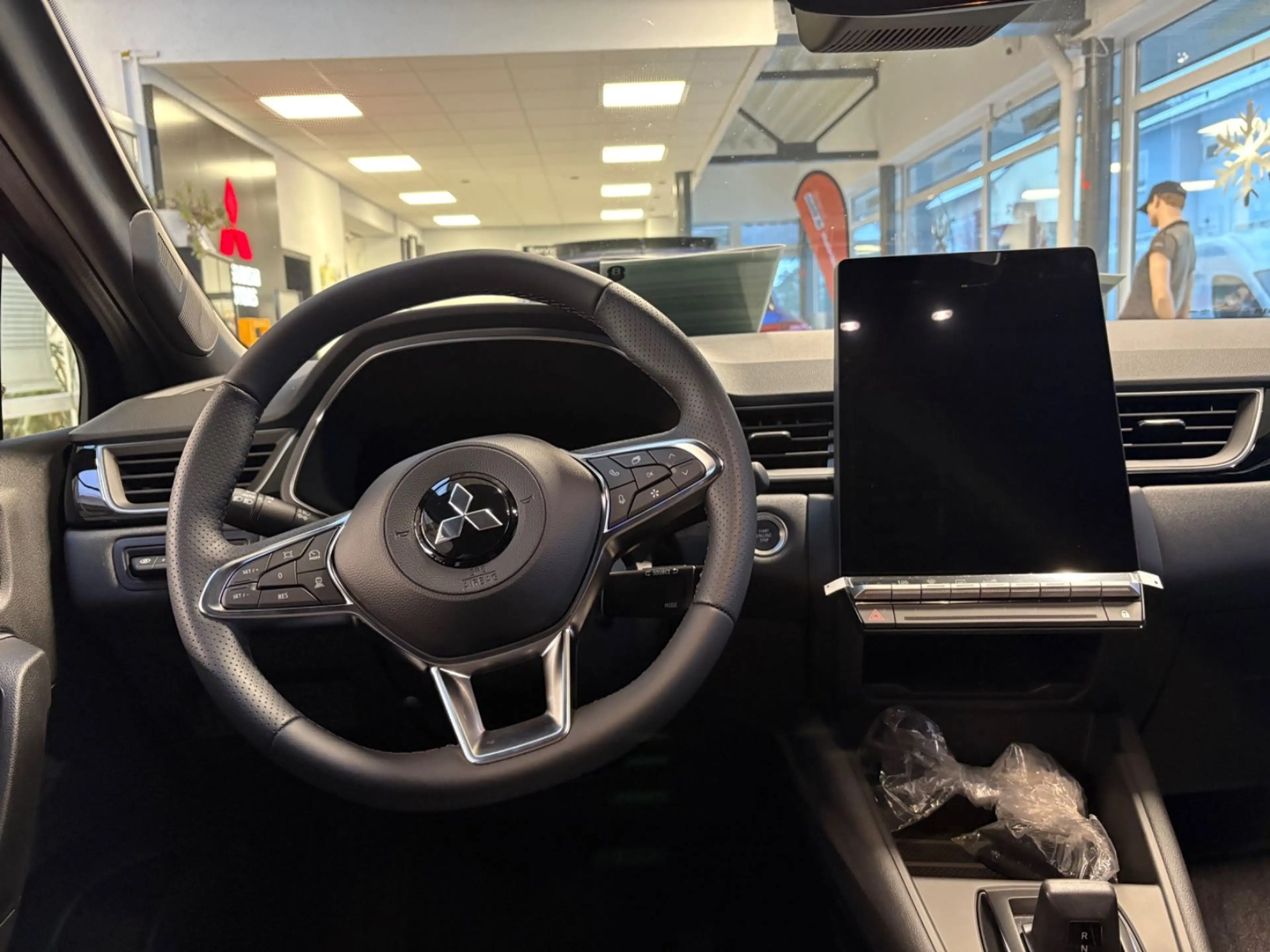 Mitsubishi Grandis 1.8 Hybrid Benziner Intro Edition — photo 5