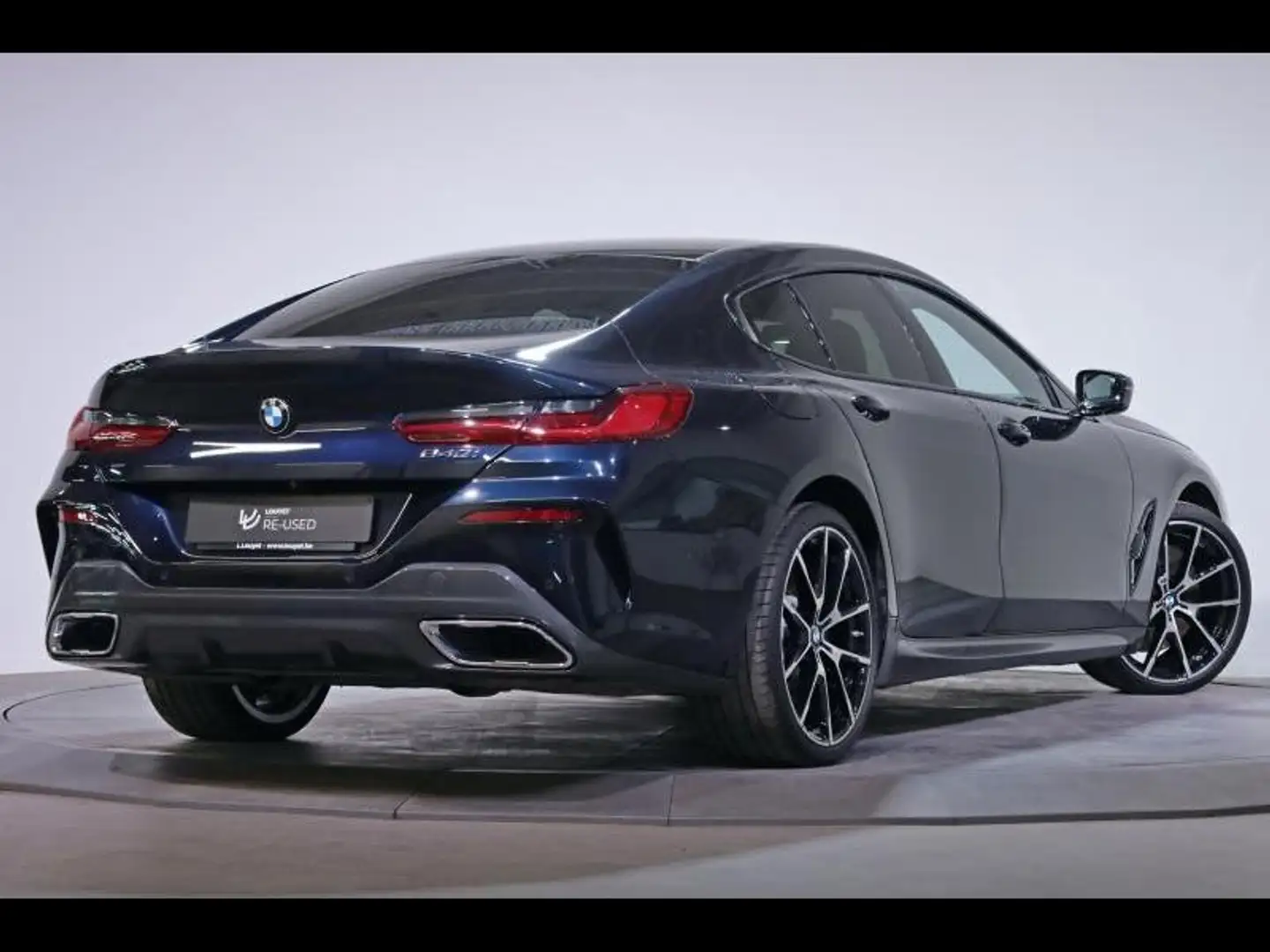 BMW 840 i Gran Coupé Kit M Sport BMW Individual M Seats Noir - 2
