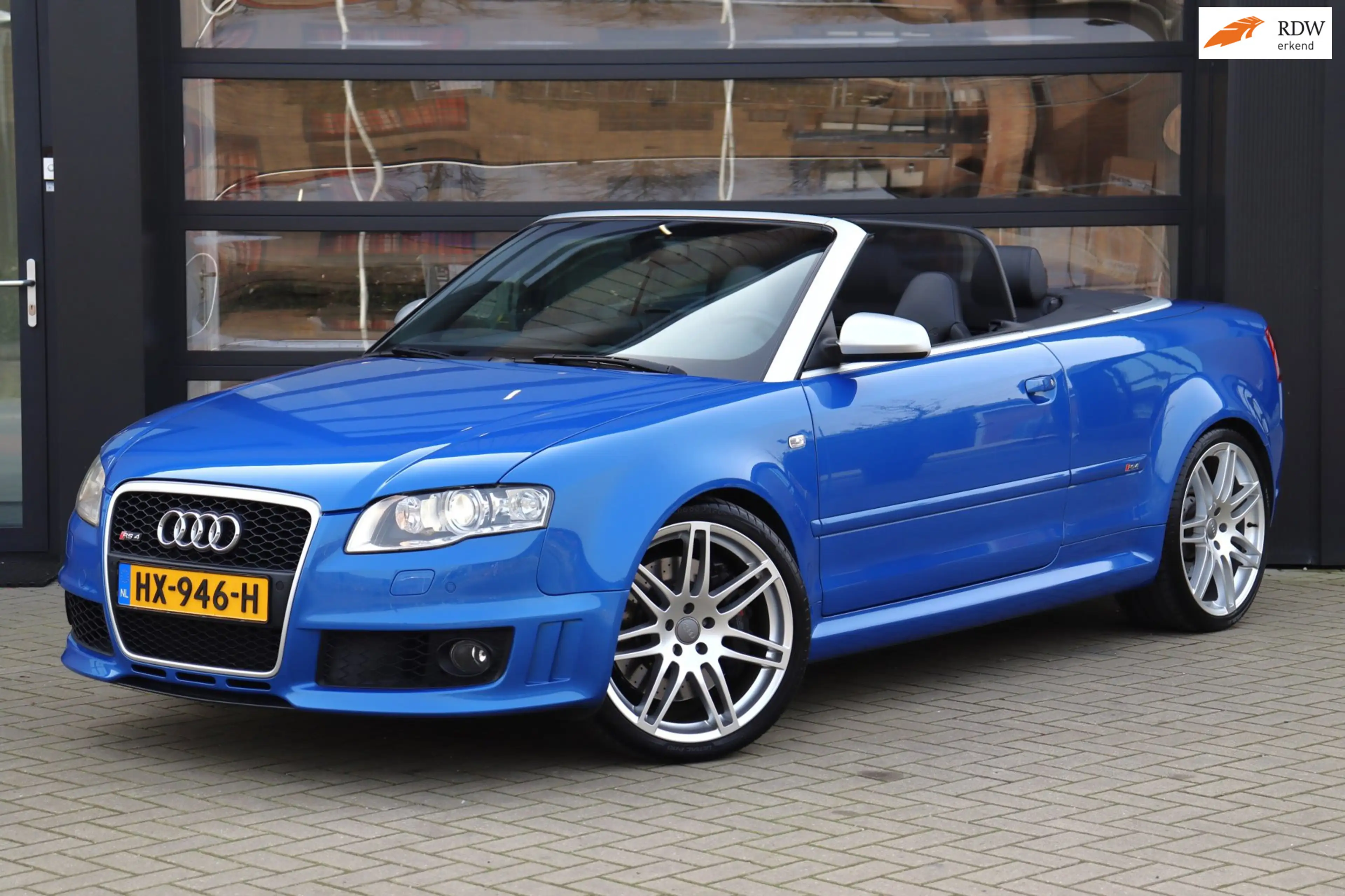 Audi RS4 A4 Cabriolet 4.2 V8 quattro | Kuiperstoelen | Bose