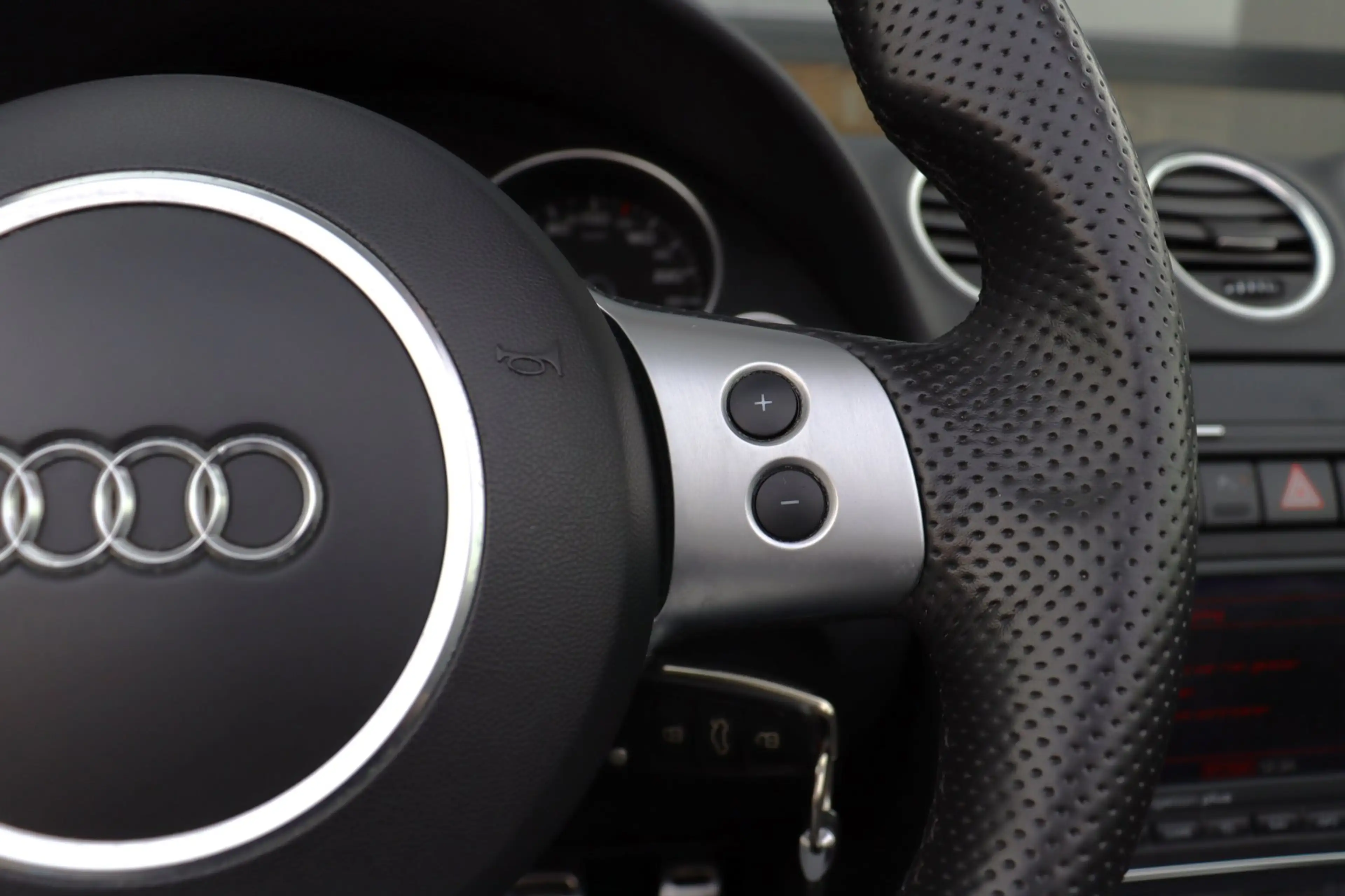 Audi RS4 A4 Cabriolet 4.2 V8 quattro | Kuiperstoelen | Bose — photo 23