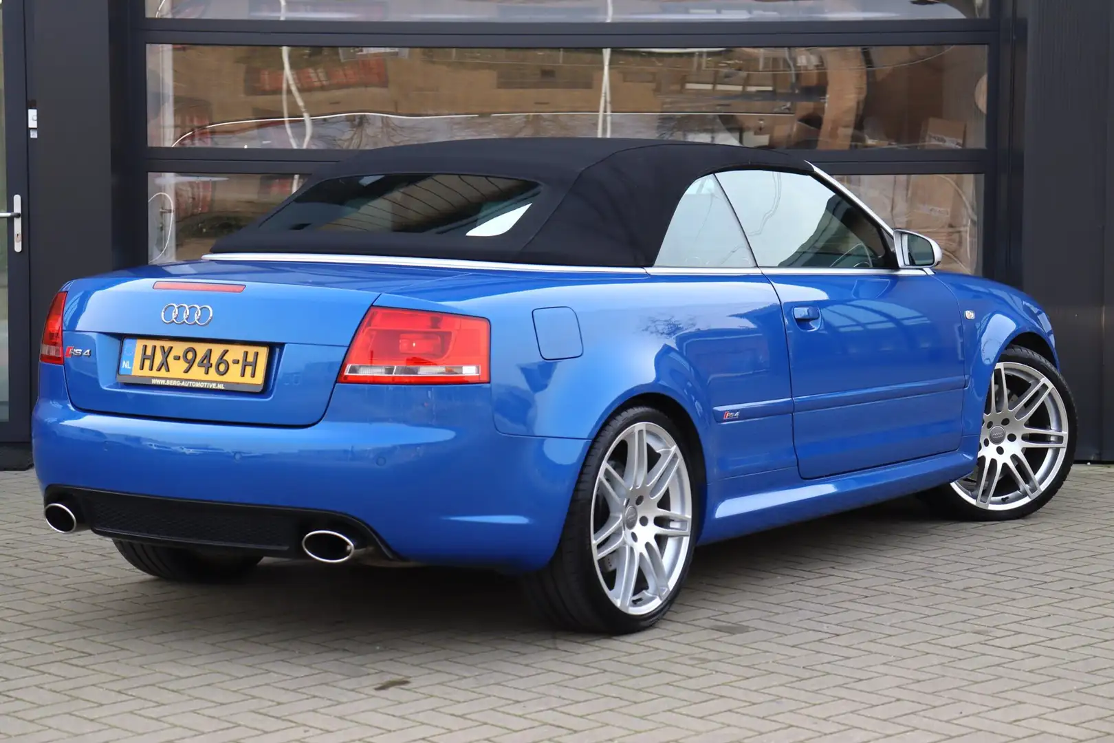 Audi RS4 A4 Cabriolet 4.2 V8 quattro | Kuiperstoelen | Bose Blau - 2