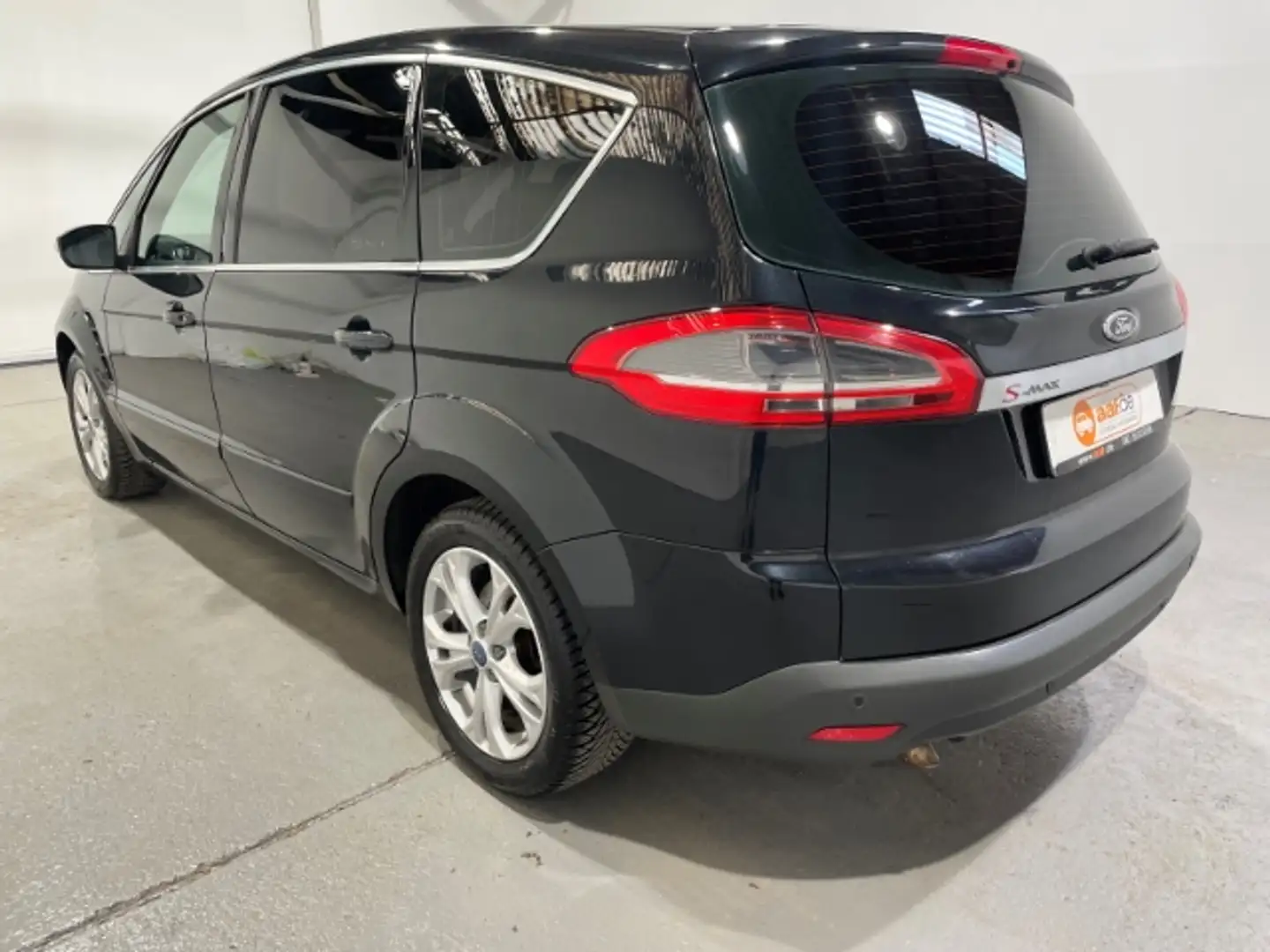 Ford S-Max 2.0 TDCi Titanium Xenon Panorama Klima PDC Černá - 2