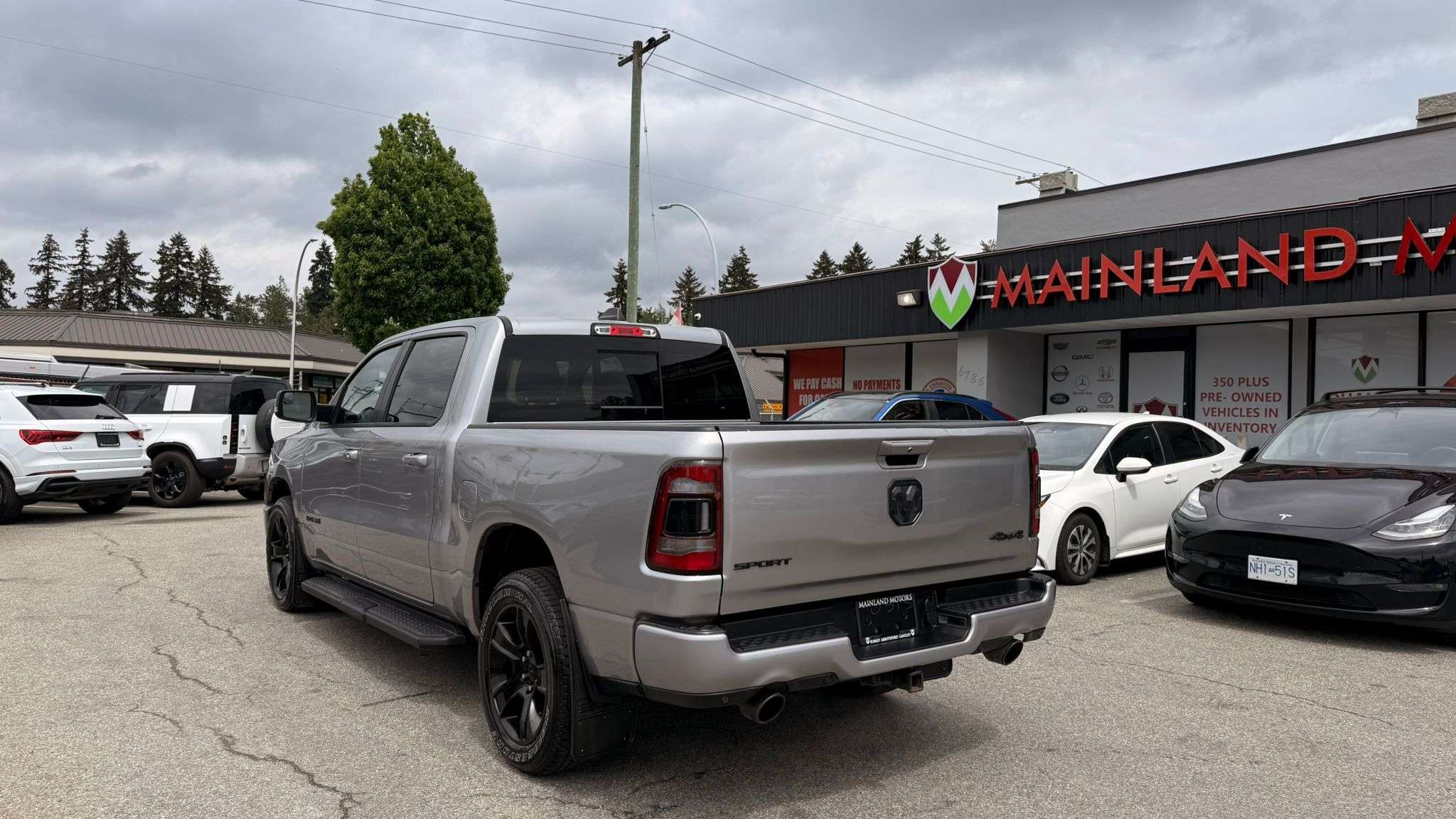 2023 RAM 1500 — view 7