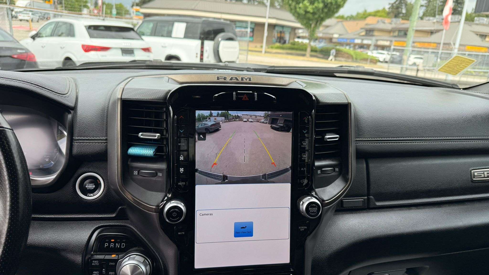 2023 RAM 1500 — view 13