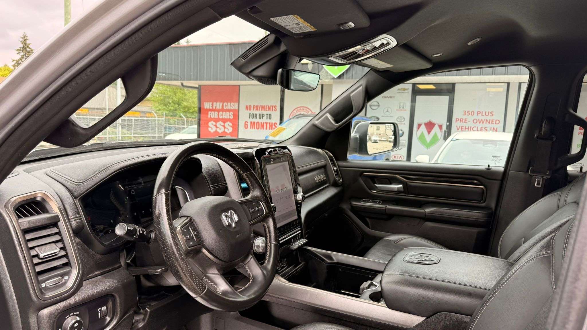 2023 RAM 1500 — view 9