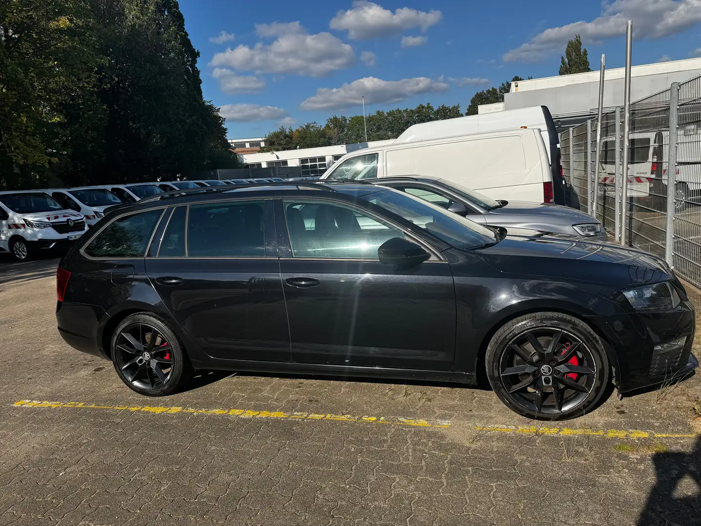 Skoda Octavia Octavia Combi 2.0 TDI RS Schwarz - 1