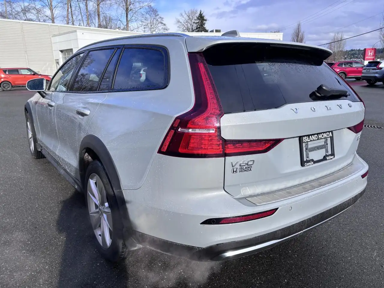 Volvo V60 снимка Volvo V60