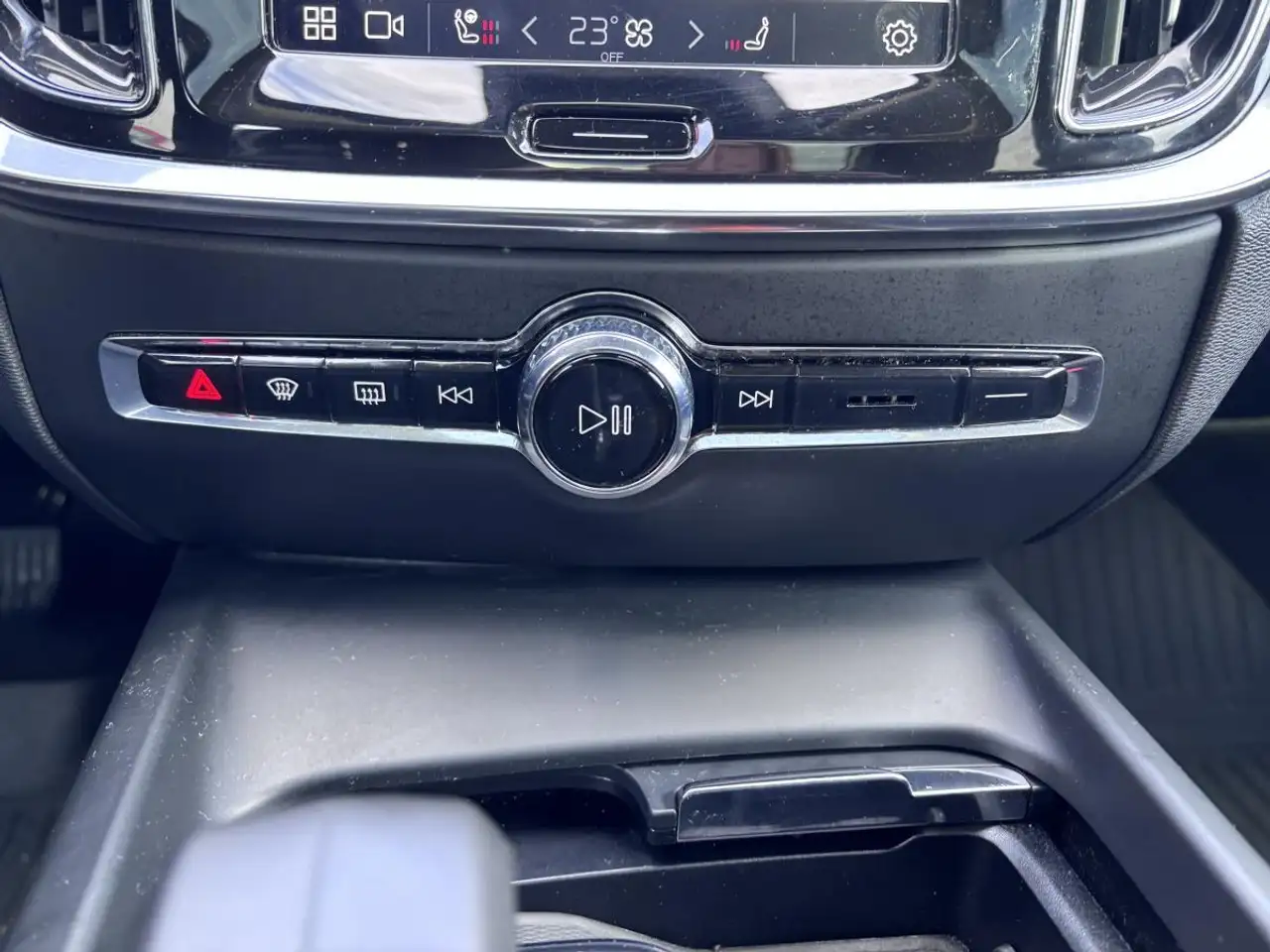 Volvo V60 снимка Volvo V60