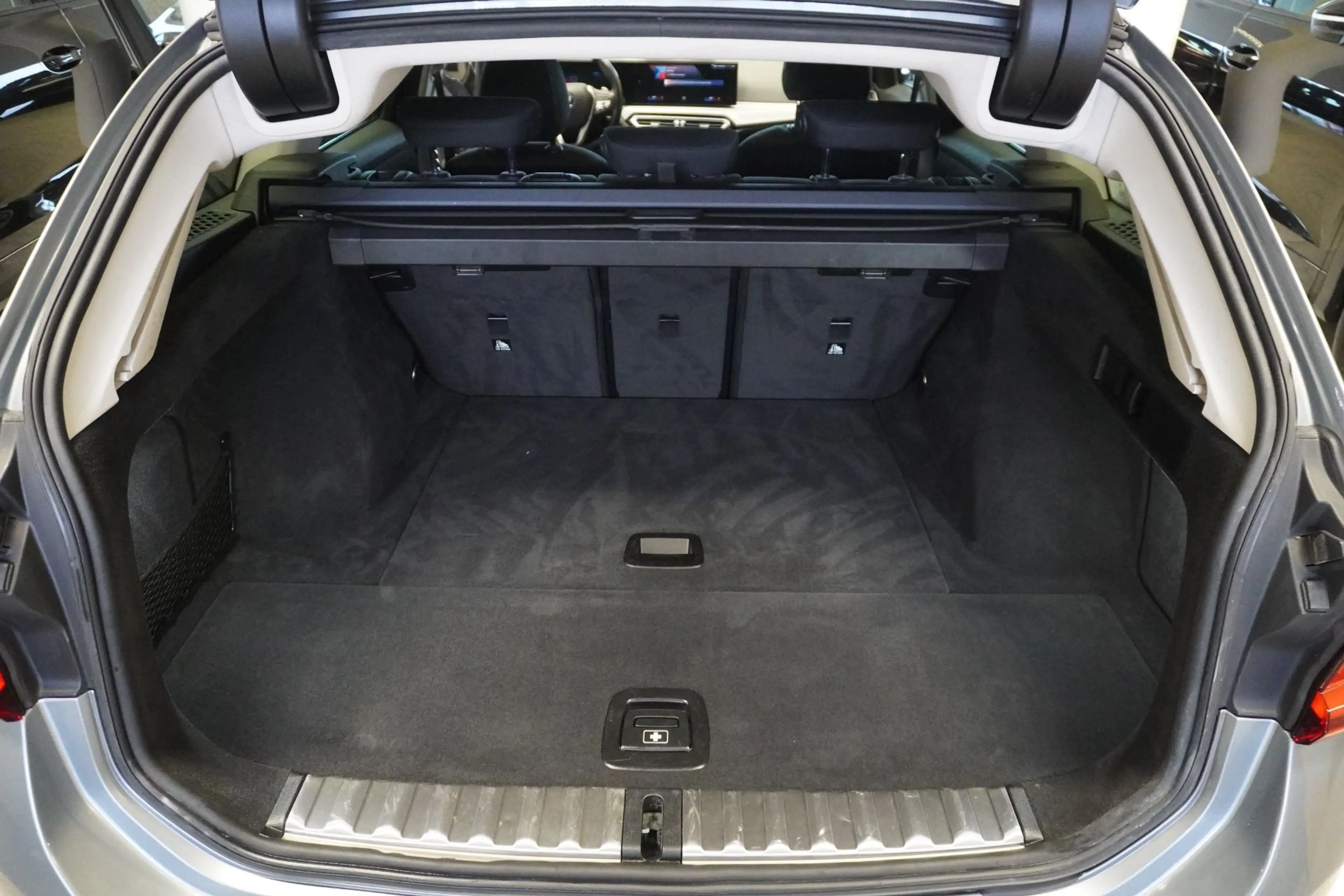 BMW 316 d 48 V Touring Aut. Facelift/LED/Nav. Prof. — photo 10
