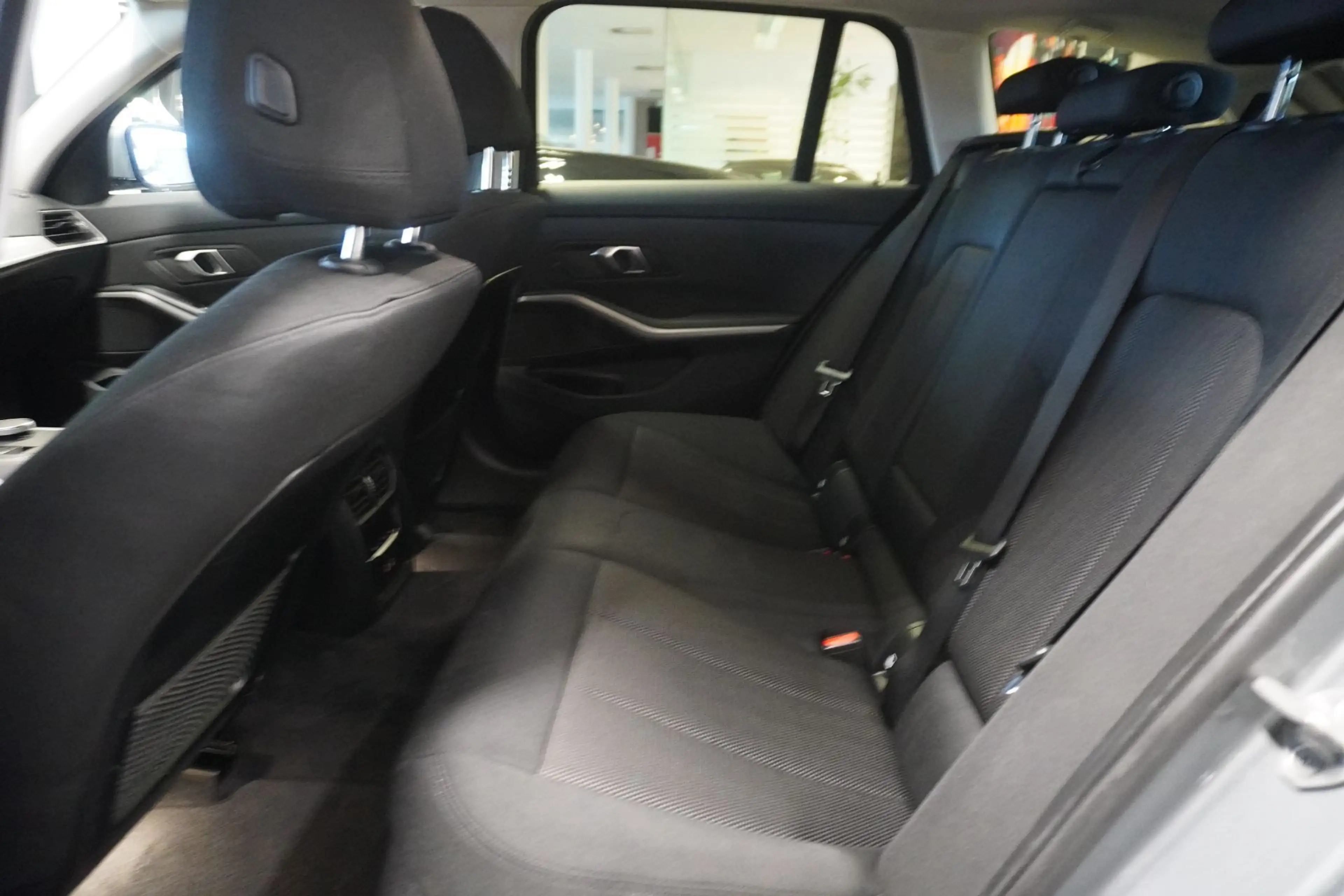 BMW 316 d 48 V Touring Aut. Facelift/LED/Nav. Prof. — photo 9