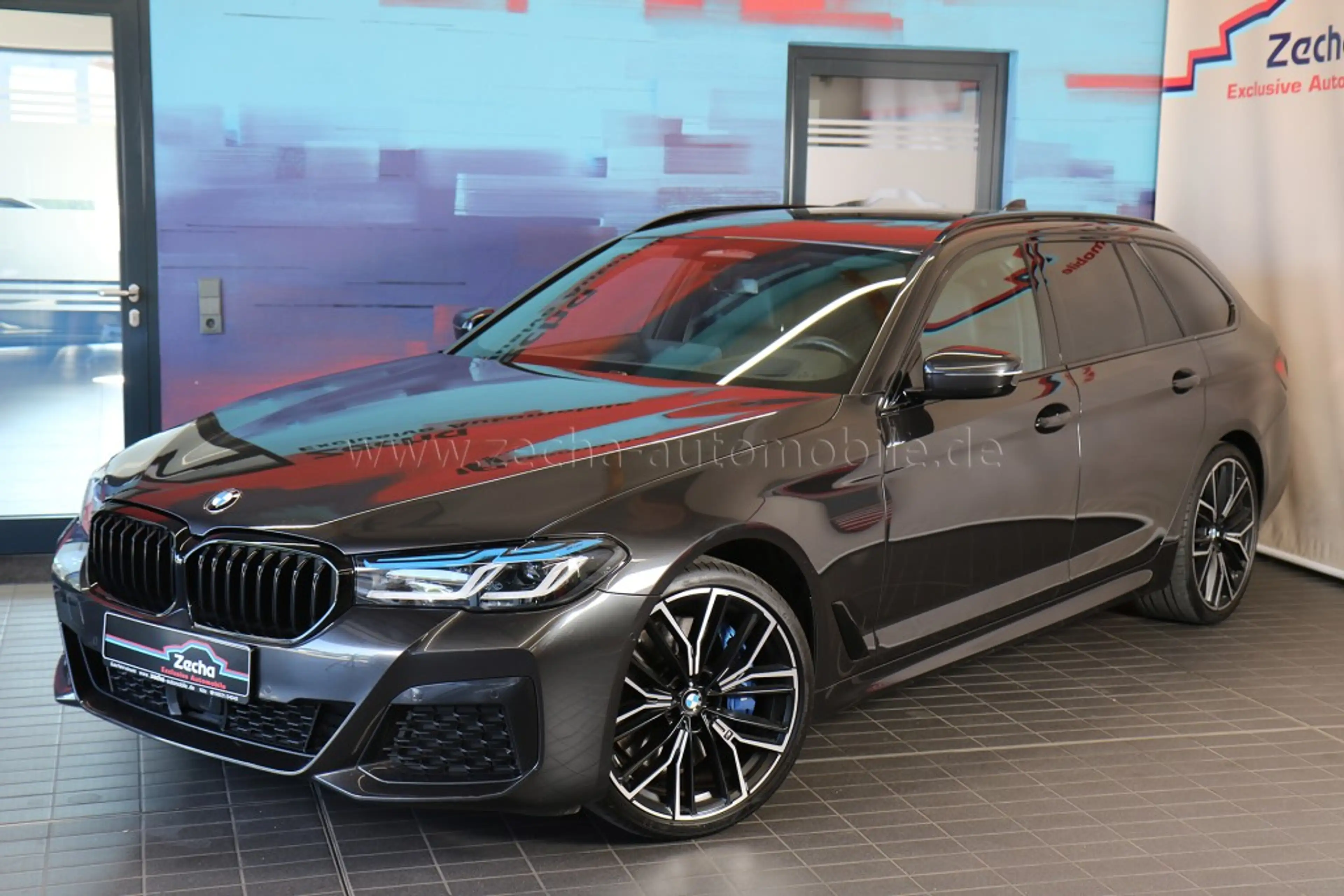 BMW 540 d xDr.Tour.M-SportPRO.Panod.AHK.Standhzg.20