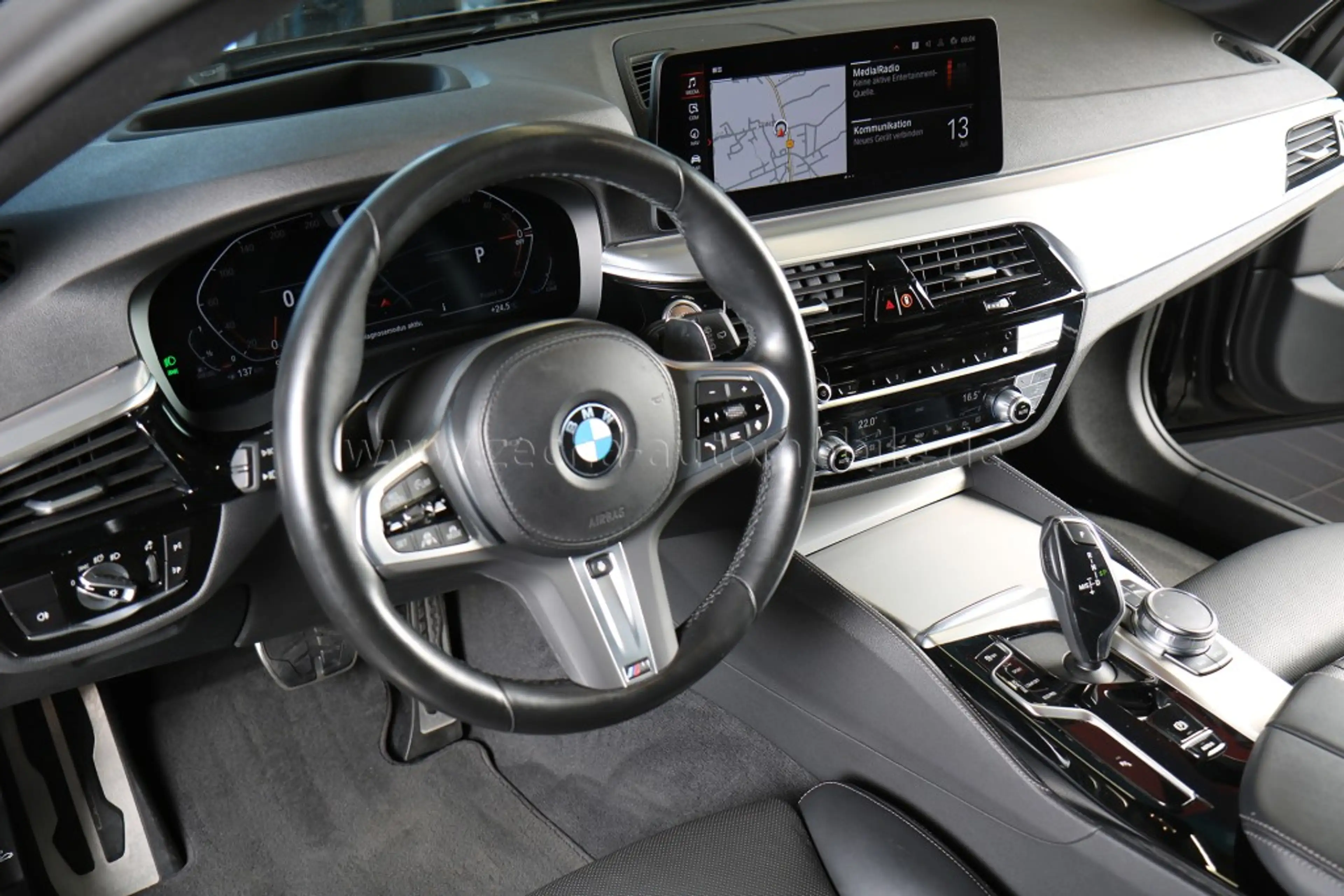 BMW 540 d xDr.Tour.M-SportPRO.Panod.AHK.Standhzg.20 — photo 6