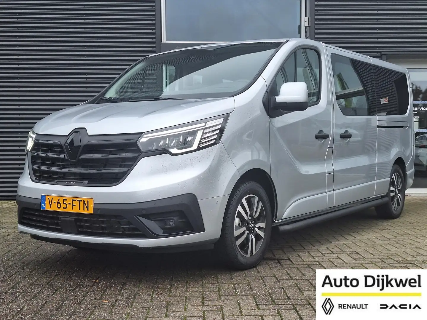 Renault Trafic Blue dCi 170 L2 H1 Limited DC Dubbele Cabine, DIRE Grijs - 1