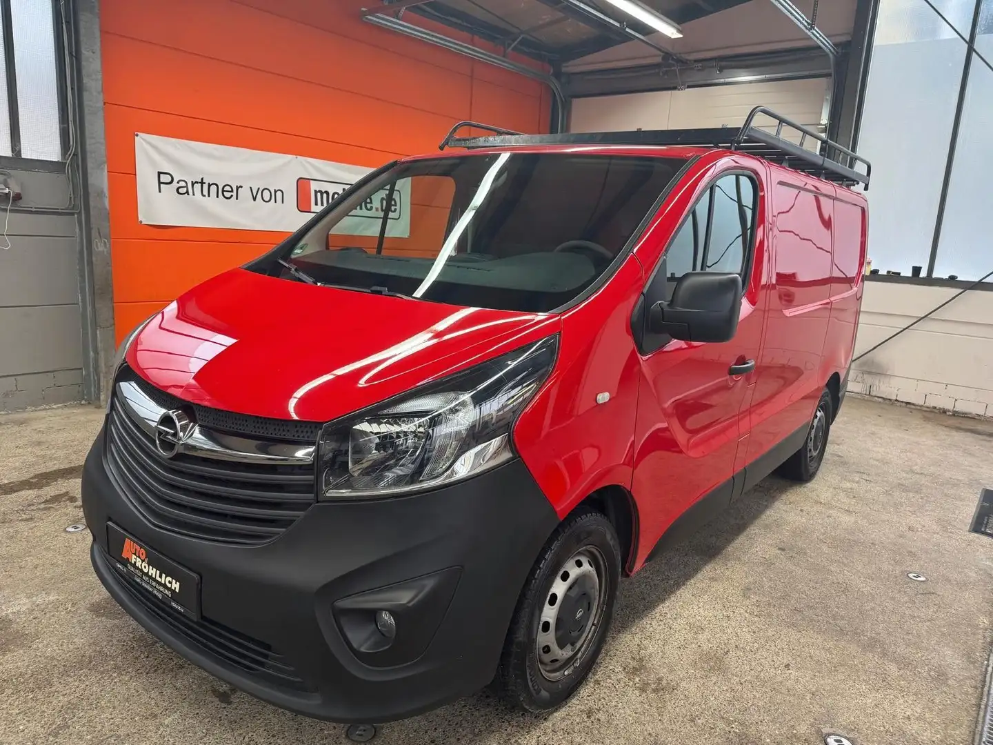 Opel Vivaro B Kasten/Kombi L1H1  2,7t Klima AHK Rot - 1