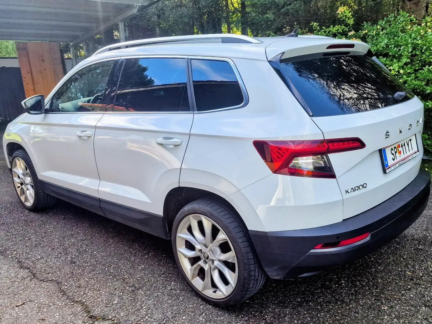 Skoda Karoq Karoq 1,5 TSI Style 125 DSG Weiß - 2