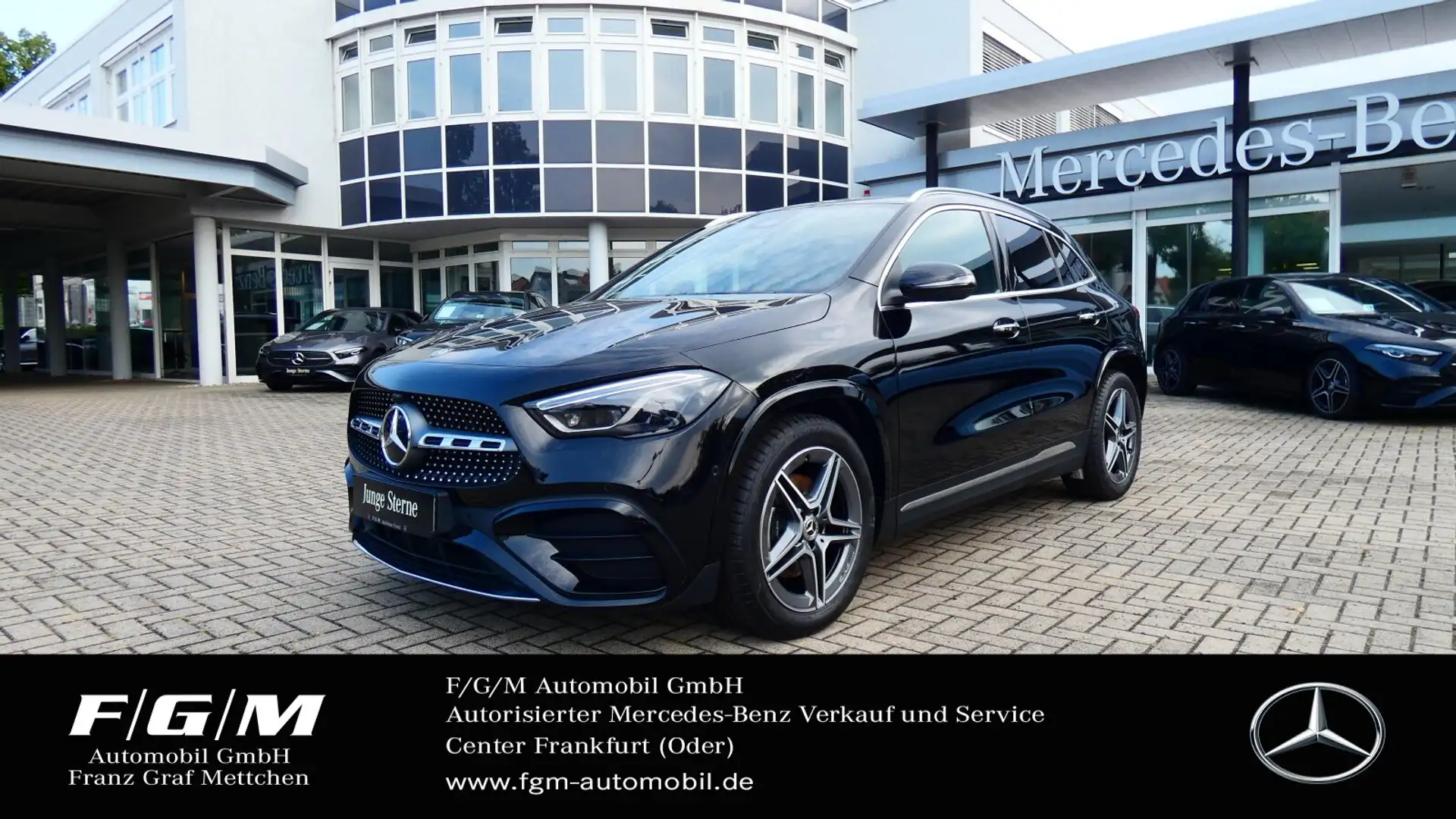 Mercedes-Benz GLA 200 GLA 200 AMG/PanoDa/Distr/KeyG/360/AHK/Mem/Night Schwarz - 1