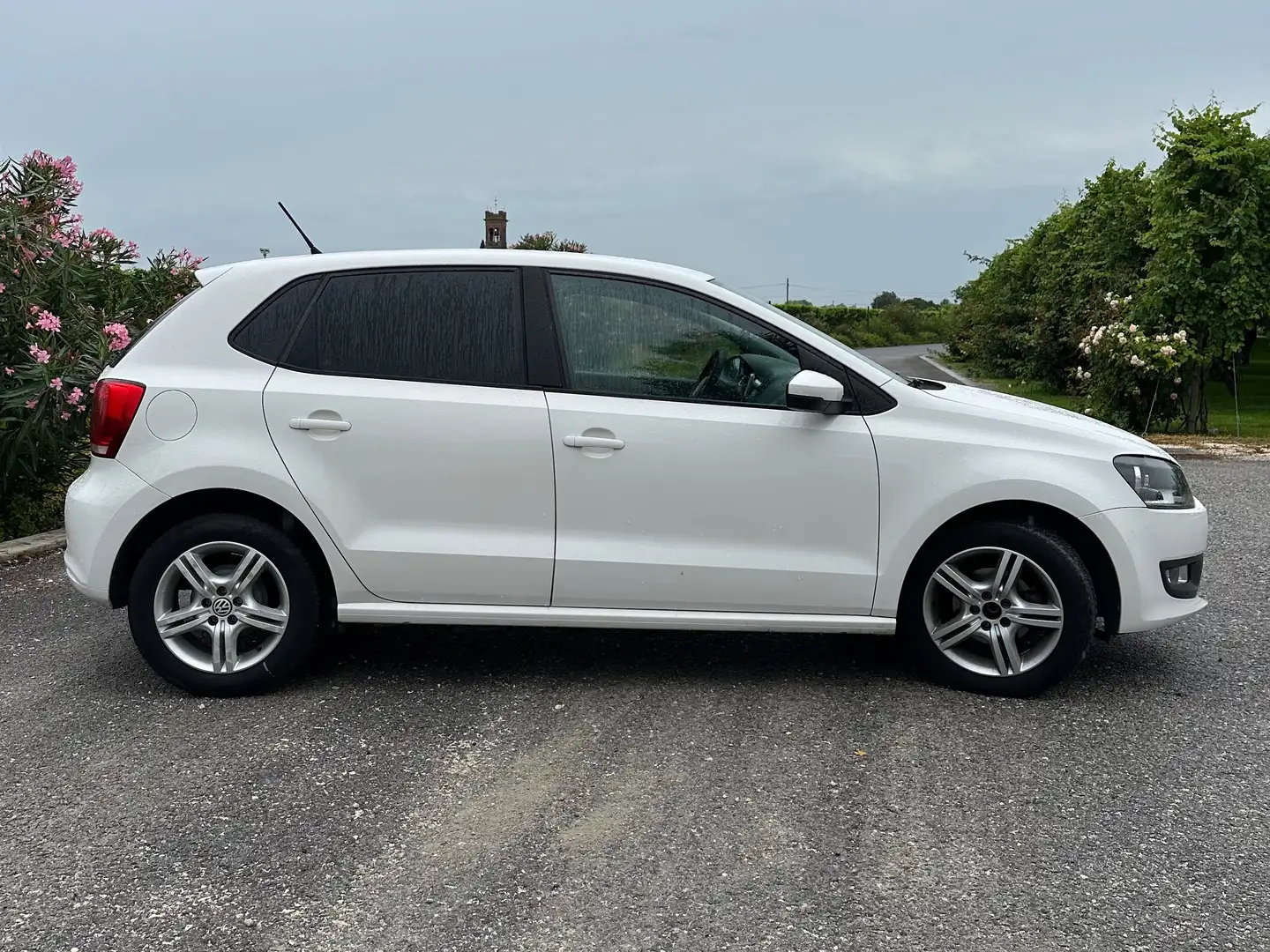 Volkswagen Polo 5p 1.6 Comfortline bi-fuel 82cv Bianco - 2