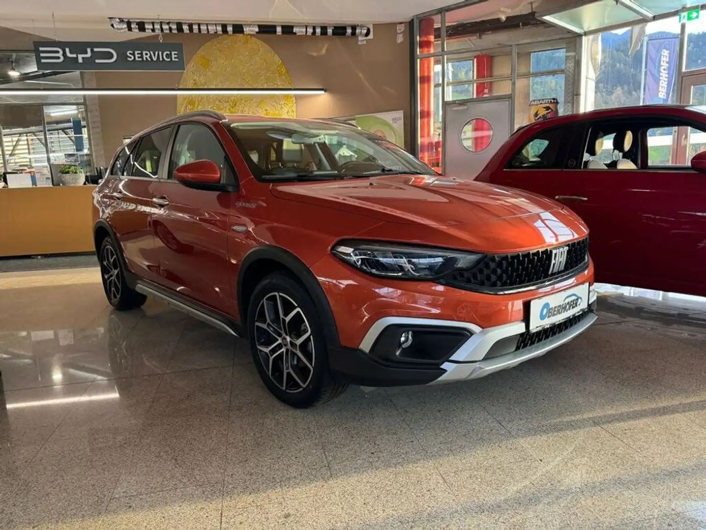 Fiat Tipo KOMBI 1.6 MULTIJET  SCR CROSS Orange - 2