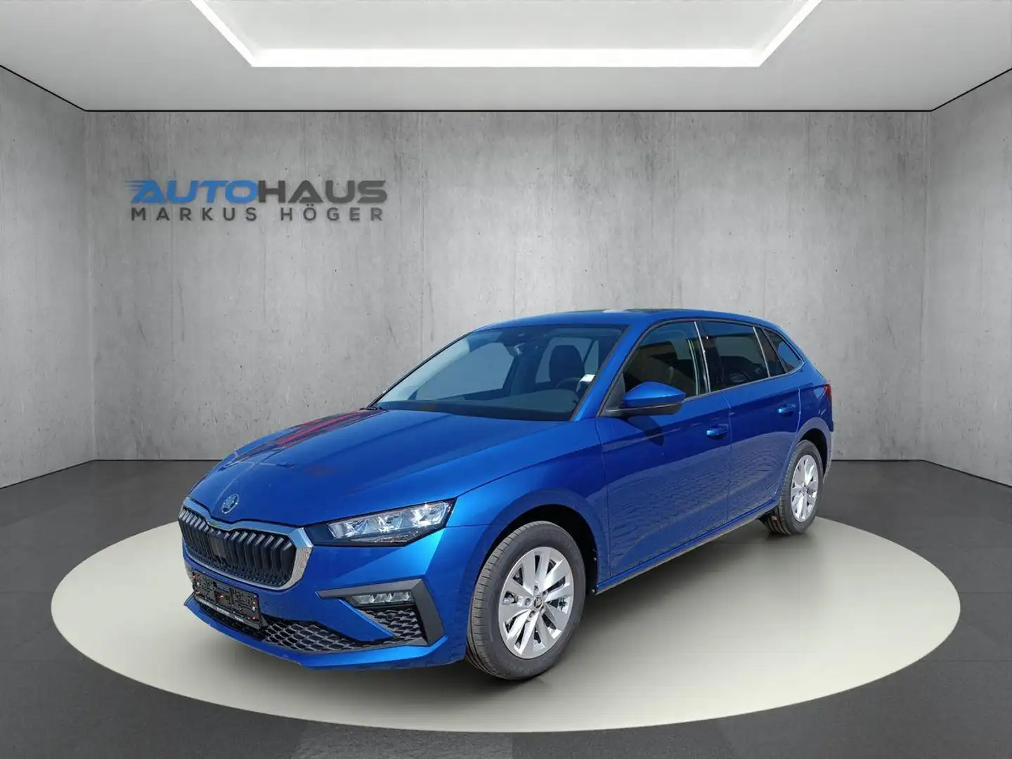 Skoda Scala 1.5 16V TSI ACT DRIVE+KAMERA+el. HECKKLAPPE+beh. F Blau - 1